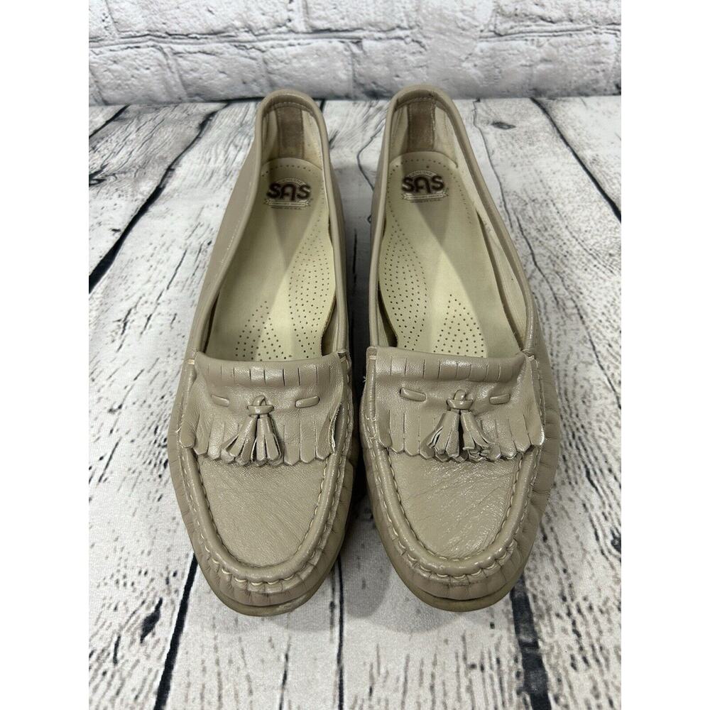 SAS Softie Women's Kiltie Tassel Loafers Comfort Shoes Size 8.5M Beige